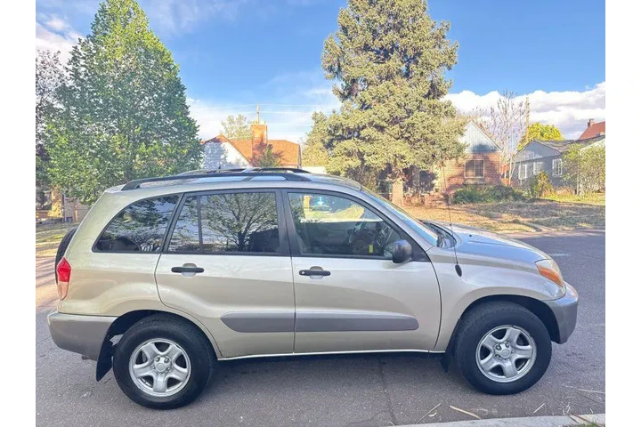 $9495 : 2003 RAV4 image 4