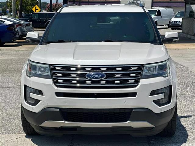 $17990 : 2017 FORD EXPLORER image 1