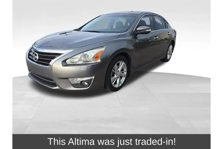 $12671 : Nissan Altima 2015 2.5 4dr S image 1