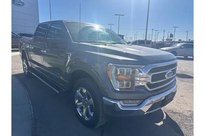 $39877 : Ford F-150 2022 4x4 XLT 4dr image 4