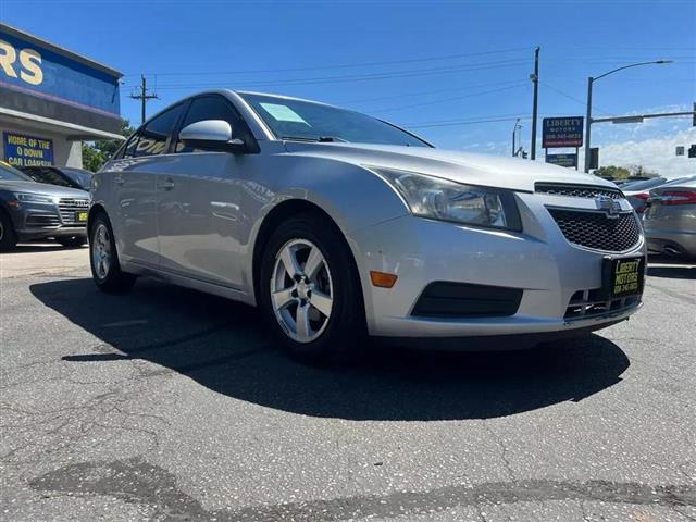 2014 CHEVROLET CRUZE image 5