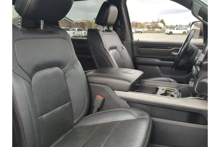 $34355 : Ram 1500 2020 4x4 Rebel 4dr image 8