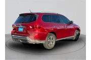 $14959 : Nissan Pathfinder 2018 4x4 S thumbnail