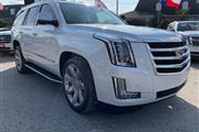 2020 Escalade Luxury thumbnail