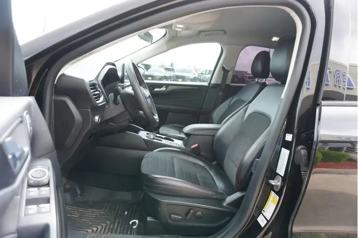 $24888 : Ford Escape 2022 AWD SEL 4dr image 7