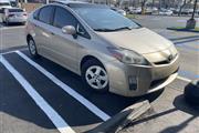 $10995 : 2010 Prius G Sedan IV quemacoc thumbnail