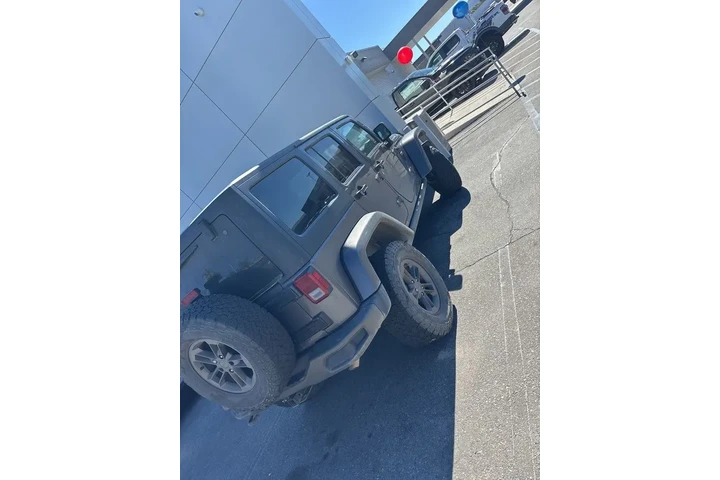 $20000 : Jeep Wrangler Unlimited 2016 image 4