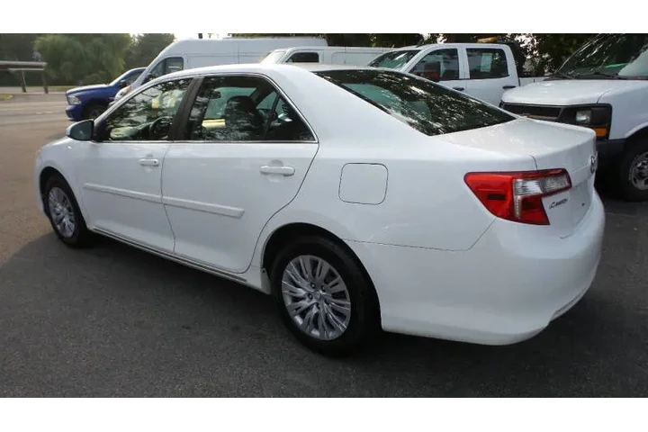 $10900 : 2012 Camry LE image 7