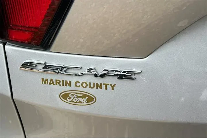 $11987 : Ford Escape 2019 SE 4dr SUV image 6