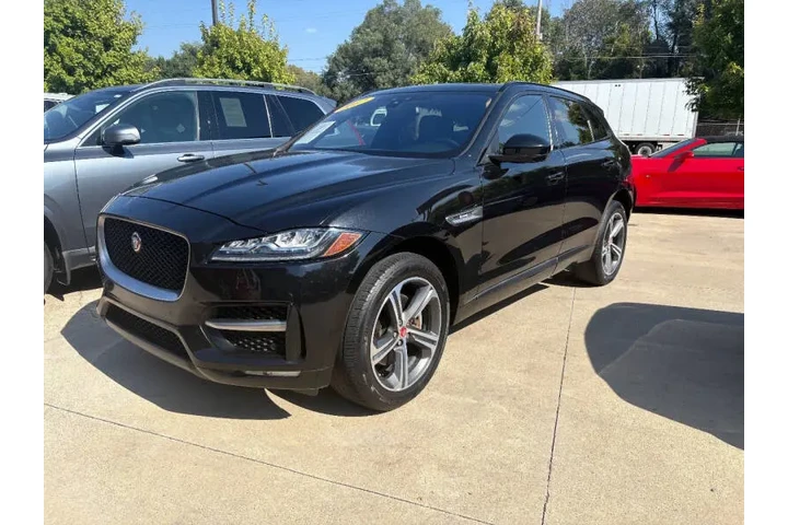 $11950 : 2017 F-PACE 35t R-Sport image 1
