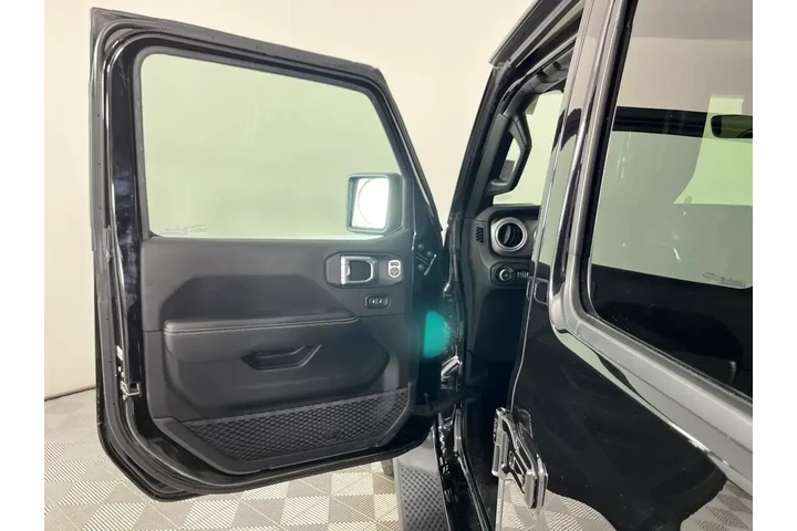 $32991 : Jeep Wrangler Unlimited 2020 image 10