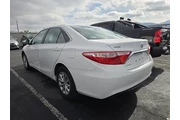$16991 : Toyota Camry 2017 SE 4dr Sed thumbnail