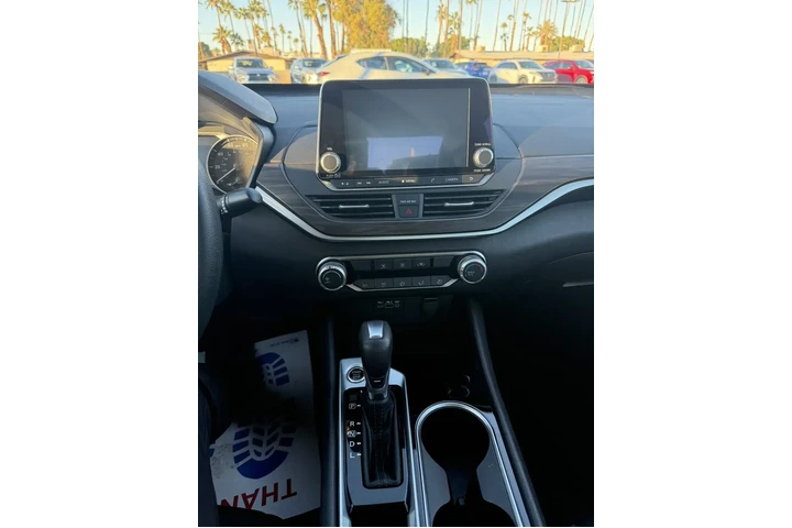 $19625 : Nissan Altima 2024 2.5 SV 4d image 6