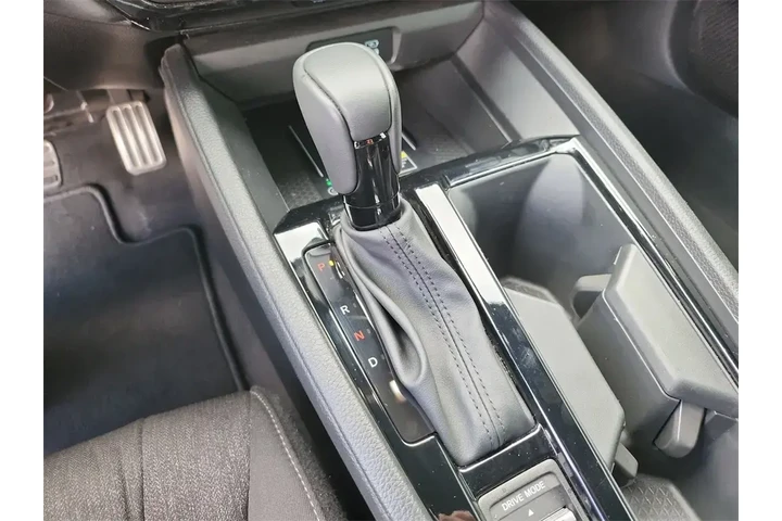 $31000 : Honda Accord Hybrid 2025 Spo image 9