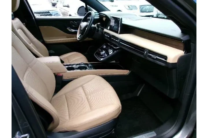 $32996 : Lincoln Corsair 2022 AWD Res image 4