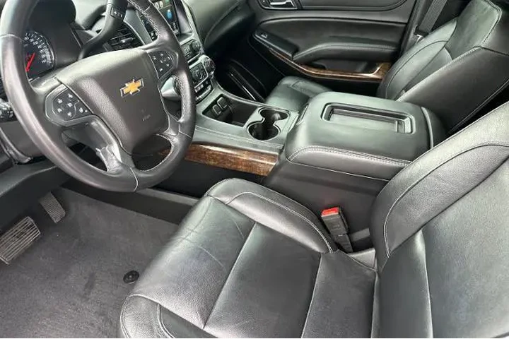 $30500 : Chevrolet Tahoe 2020 4x2 LT image 10