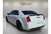$13700 : Chrysler 300 2019 S 4dr Seda thumbnail