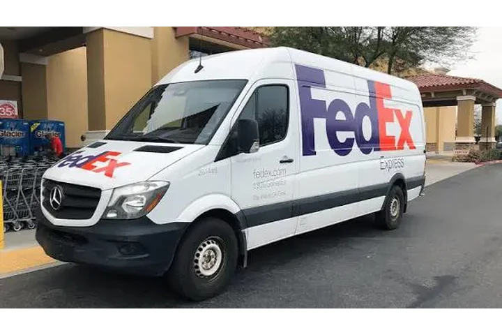 Truck driver urgently hiring image 1