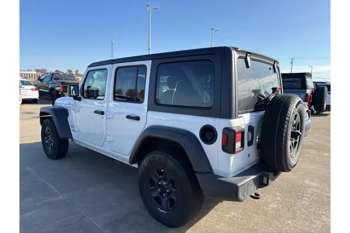 $19919 : Jeep Wrangler Unlimited 2020 image 8