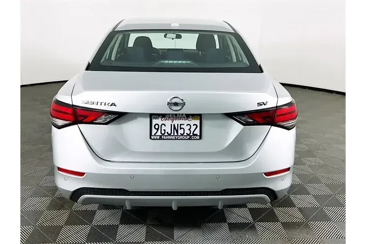 $17800 : Nissan Sentra 2023 SV 4dr Se image 6