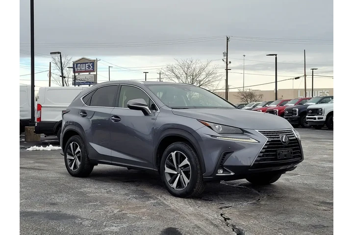 $32540 : Lexus NX 300 2021 AWD 4dr Cr image 1