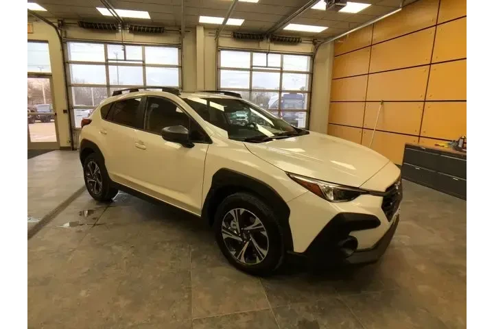 $24002 : Subaru Crosstrek 2024 AWD Pr image 1