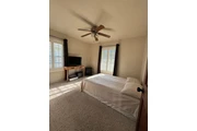 $900 : Beautiful Home...LAKEWOOD,CA thumbnail