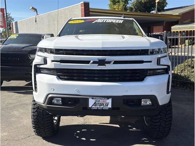 2022 Silverado 1500 LTD RST image 2