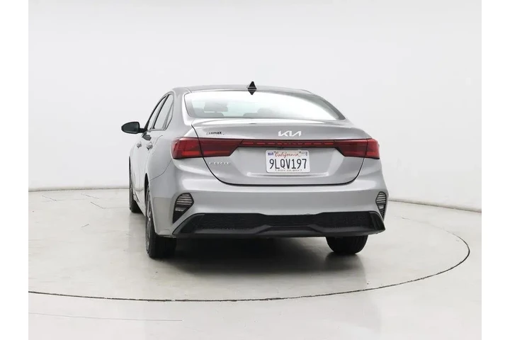 $16998 : Kia Forte 2024 LXS 4dr Sedan image 6