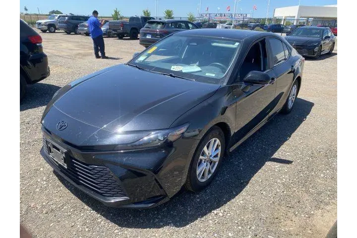 $25900 : Toyota Camry 2025 SE 4dr Sed image 3