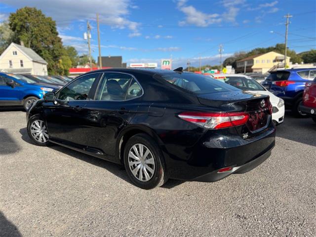 $16990 : 2020 Camry image 5