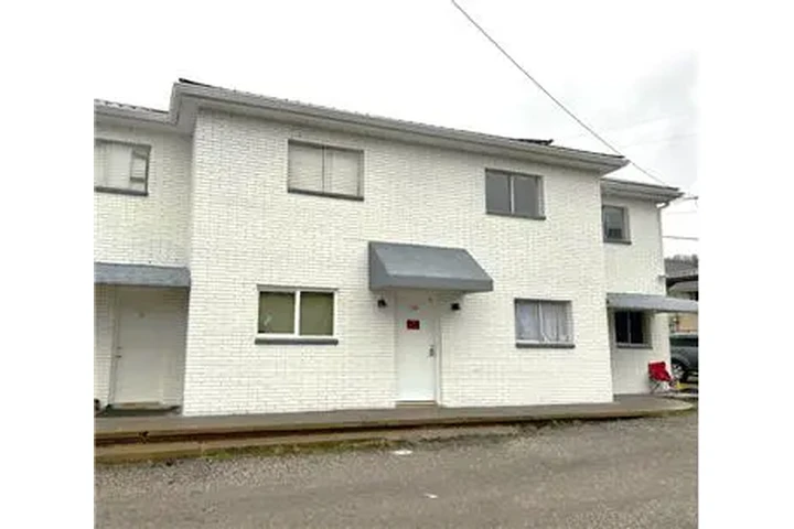 $325 : Rental property with 0 bedro image 1