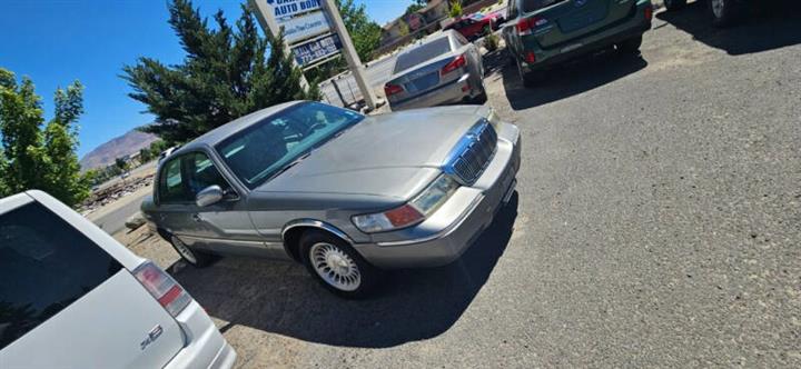 $700 : 2002 Grand Marquis LS Premium image 3