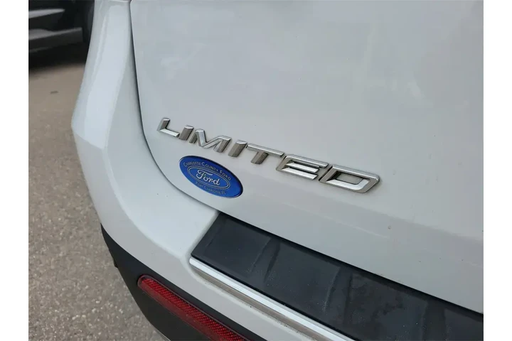 $26995 : Ford Explorer 2023 Limited 4 image 8