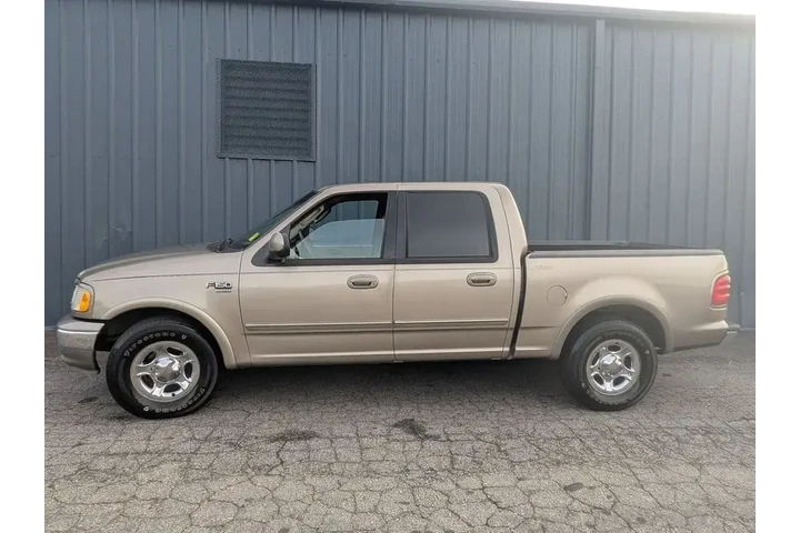 $5991 : Ford F-150 2003 4dr SuperCre image 10