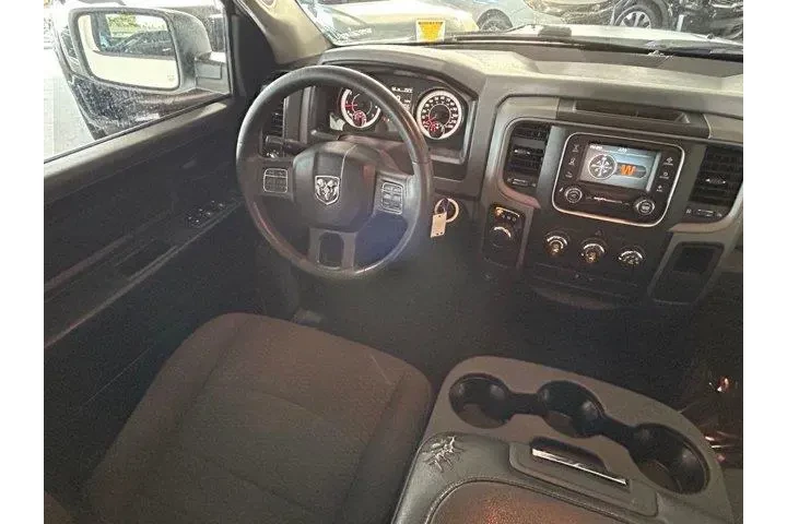 $17990 : Ram 1500 Classic 2019 4x2 Tr image 9