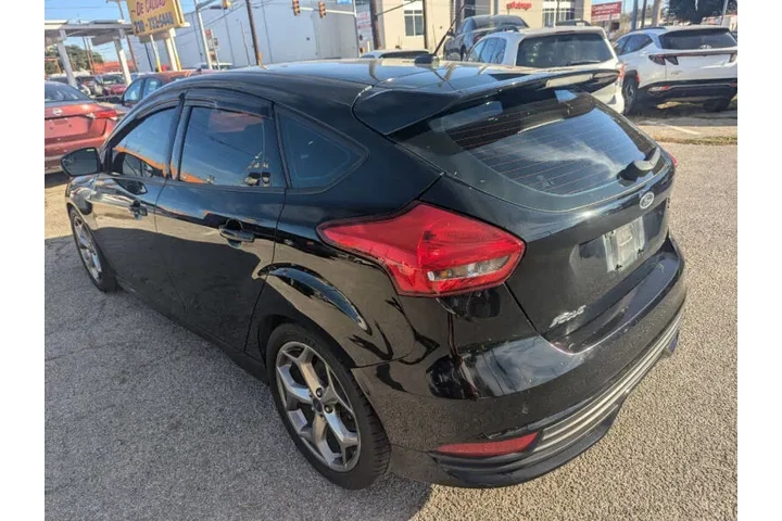 $9990 : 2017 Focus ST image 6