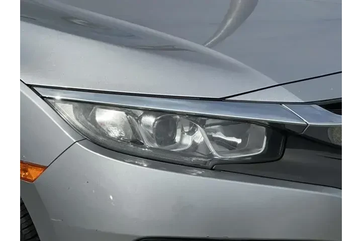 $31483 : Honda Civic 2018 EX 4dr Seda image 8