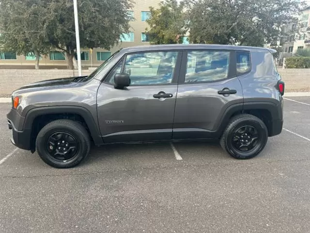 $8595 : 2017 Renegade Sport image 4