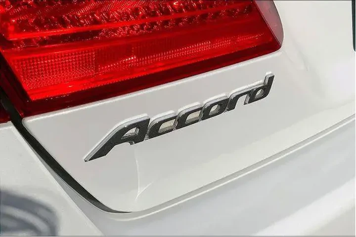 $12985 : Honda Accord 2015 EX 4dr Sed image 8