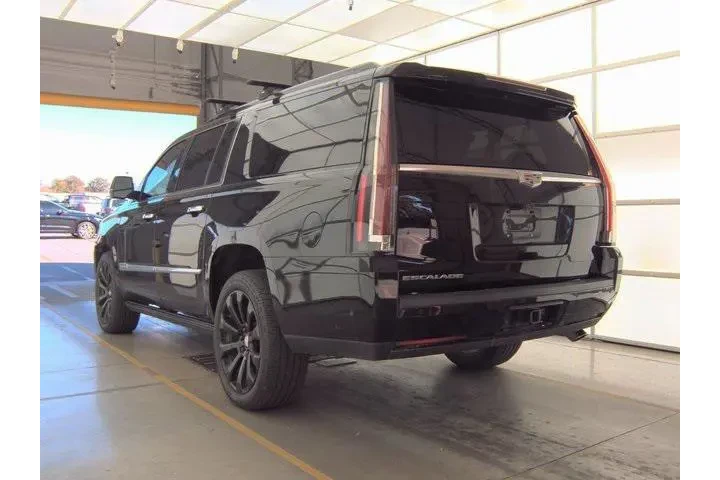 $27822 : Cadillac Escalade ESV 2018 4 image 4