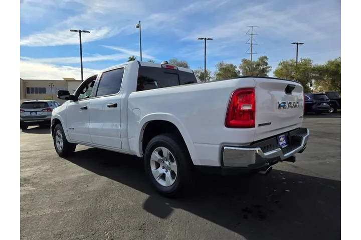 $36494 : Ram 1500 2025 4x4 Big Horn 4 image 4