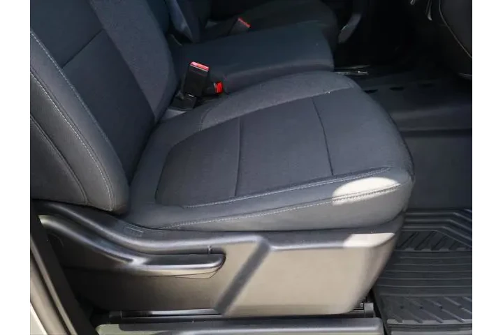 $32013 : Chevrolet Silverado 1500 202 image 10