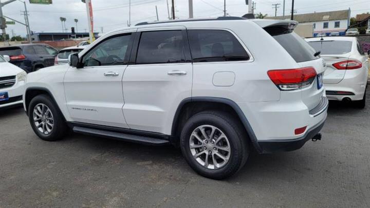 $16995 : 2015  Grand Cherokee Limited image 5