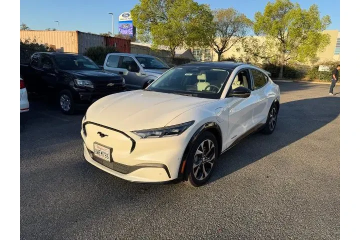 $24800 : Ford Mustang Mach-E 2021 Pre image 1