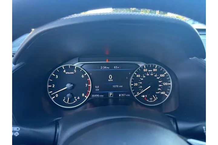 $16998 : Nissan Altima 2019 2.5 SR 4d image 10