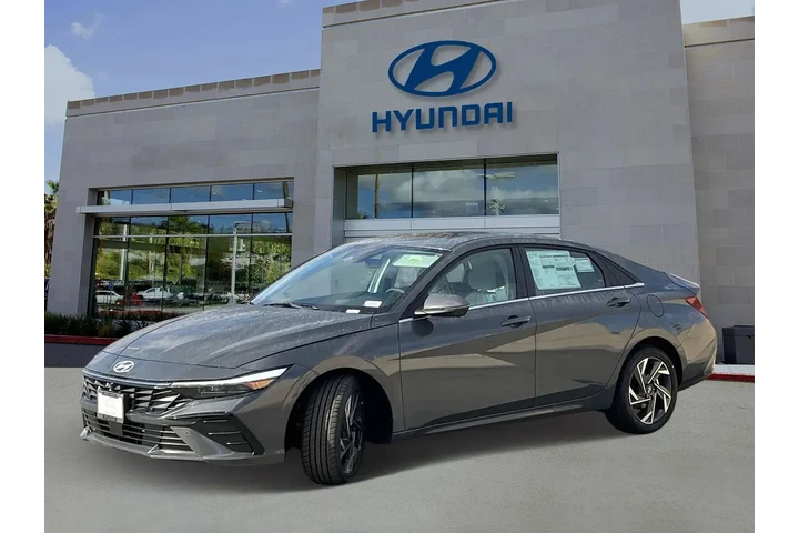 $22995 : Hyundai ELANTRA 2024 Limited image 4