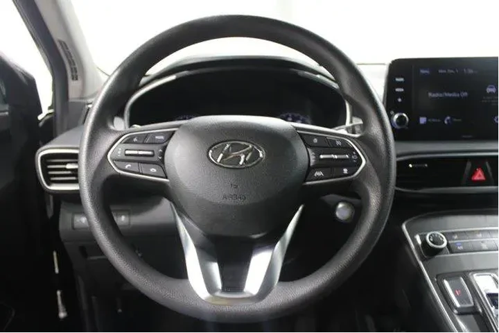 $23959 : Hyundai SANTA FE 2022 AWD SE image 9