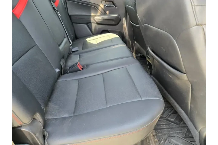 $37991 : Chevrolet Colorado 2023 4x4 image 4