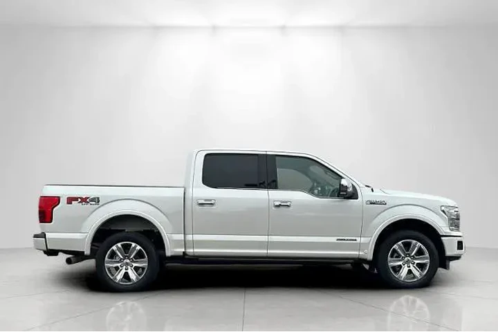 $33263 : Ford F-150 2018 4x4 Platinum image 2